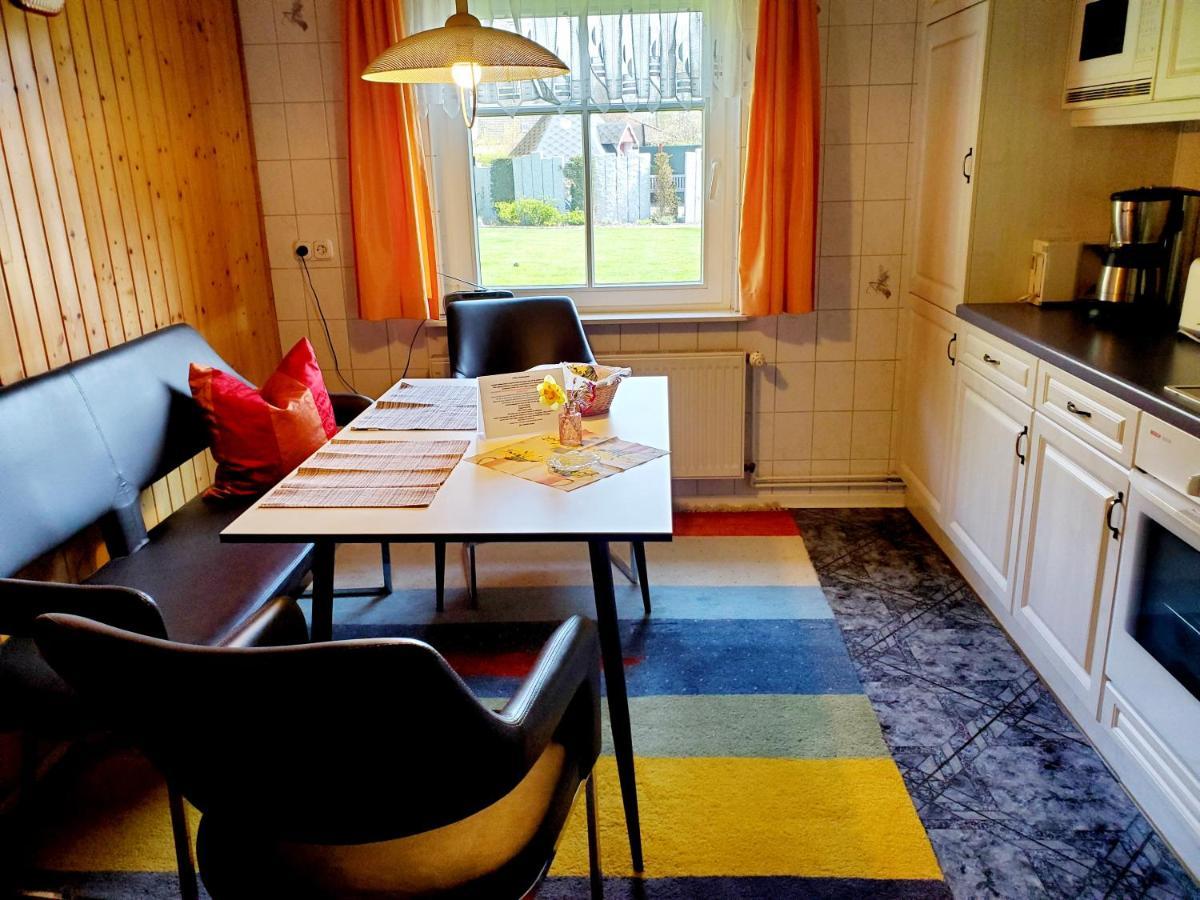 Ferienwohnung 1 Bei Familie Saupe 샤프로데 외부 사진